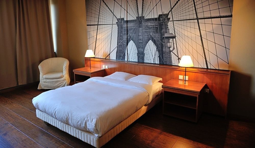 Escale Hotel Saint-Gilles Exterior photo